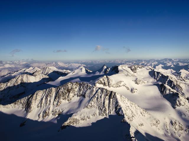 Blick auf den Stubaier Gletscher im Sommer