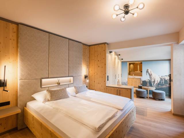 Premium Zirbe mit privatem Innenhof - Alpenhotel Kindl