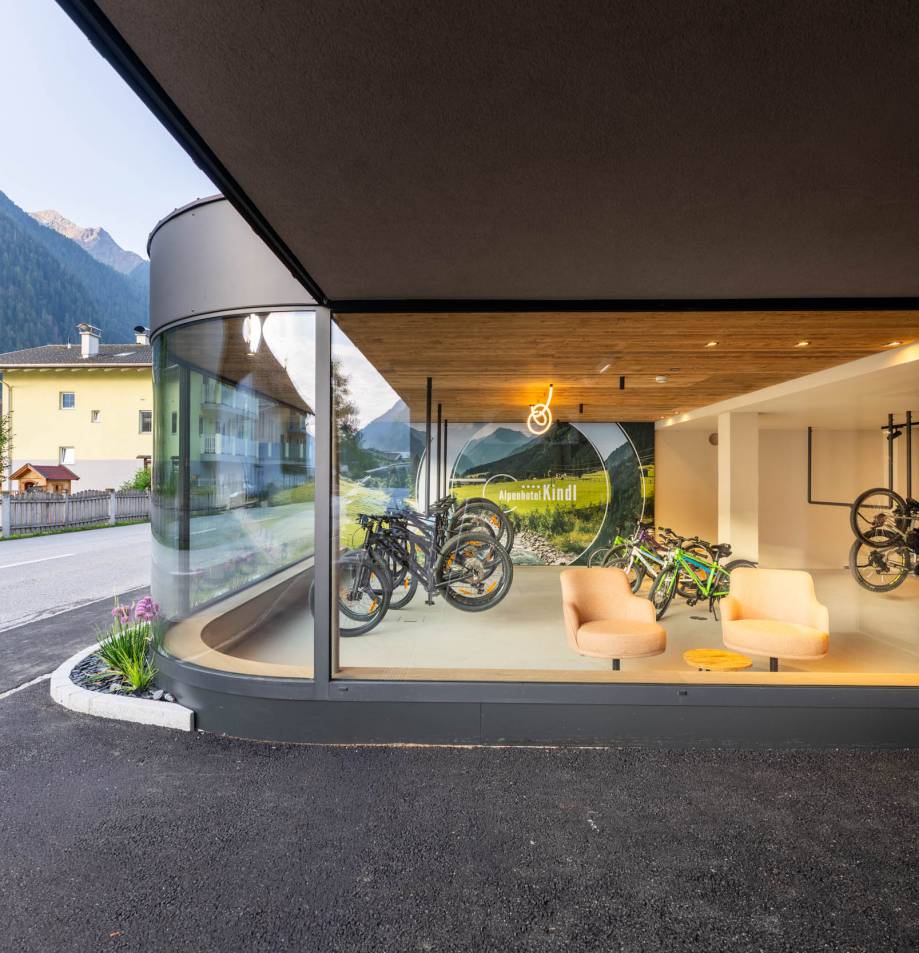 Treten Sie in die Pedale: Mountainbiken im Stubaital - Alpenhotel Kindl