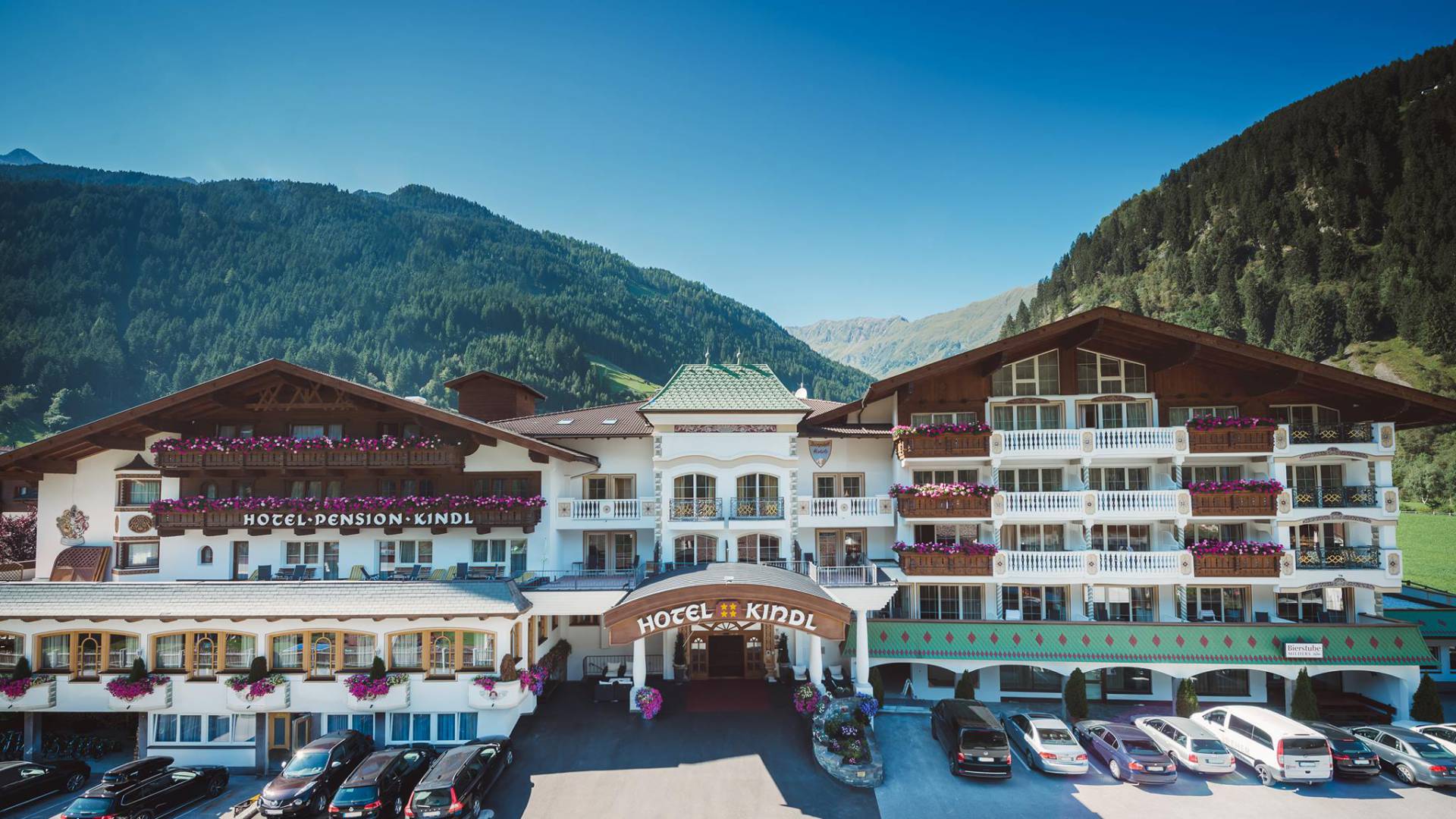 Hotel Kindl im Stubaital Tirol Außenansicht
