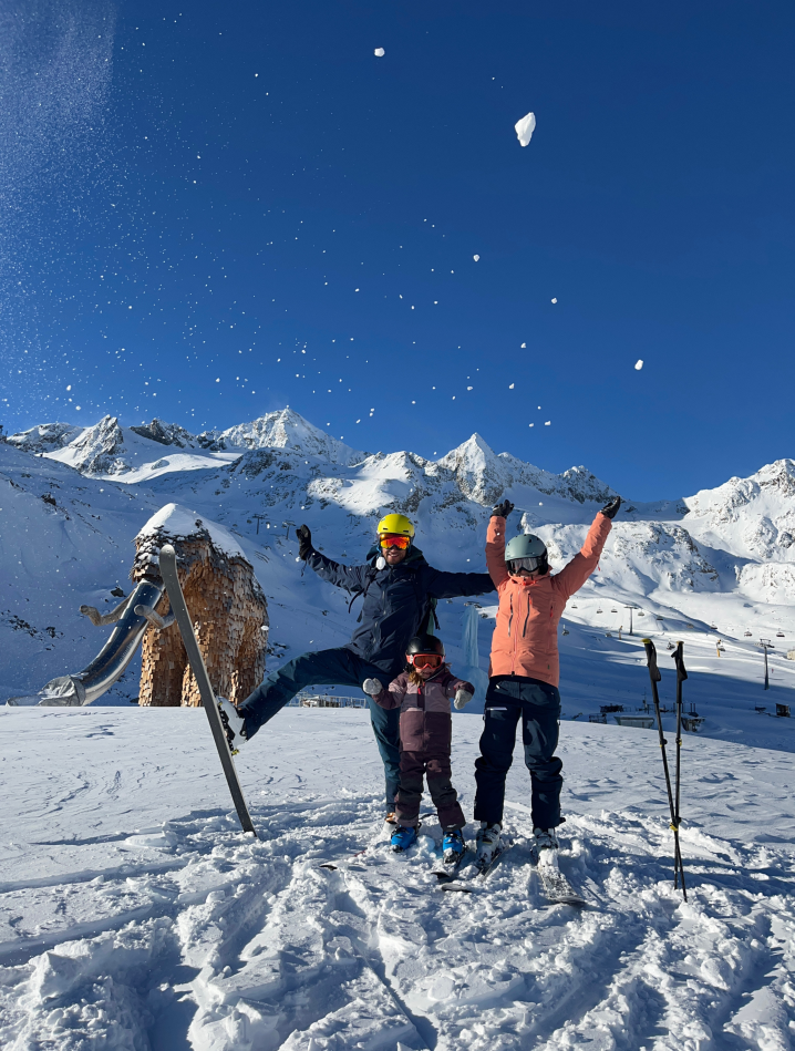 Slopes and powder snow: Skiing in Stubai Valley - Alpenhotel Kindl